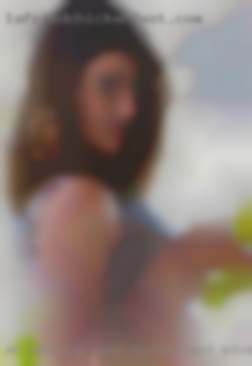 An wanting open minded and adventurous woman near Medway.