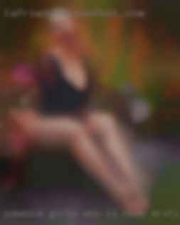Someone girls who is nude erotic, adventurous near Canton.